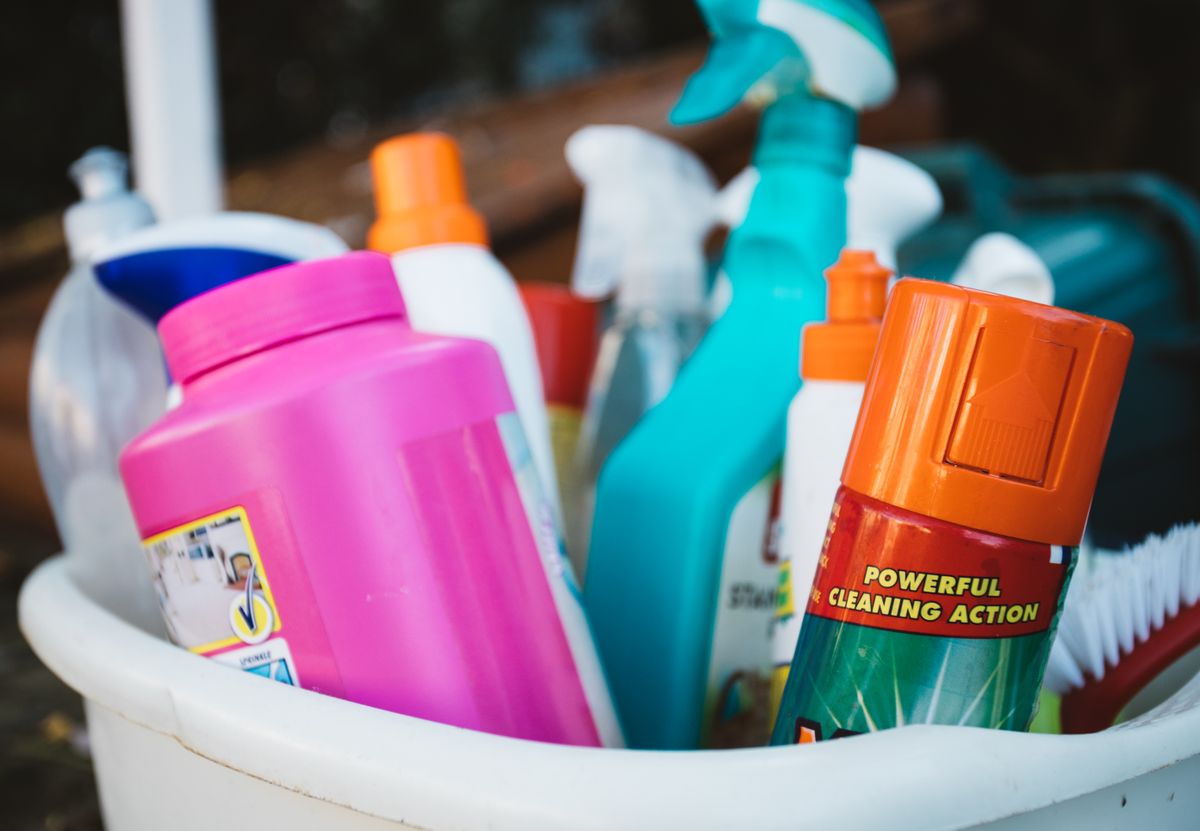 Cleaning supplies caddy